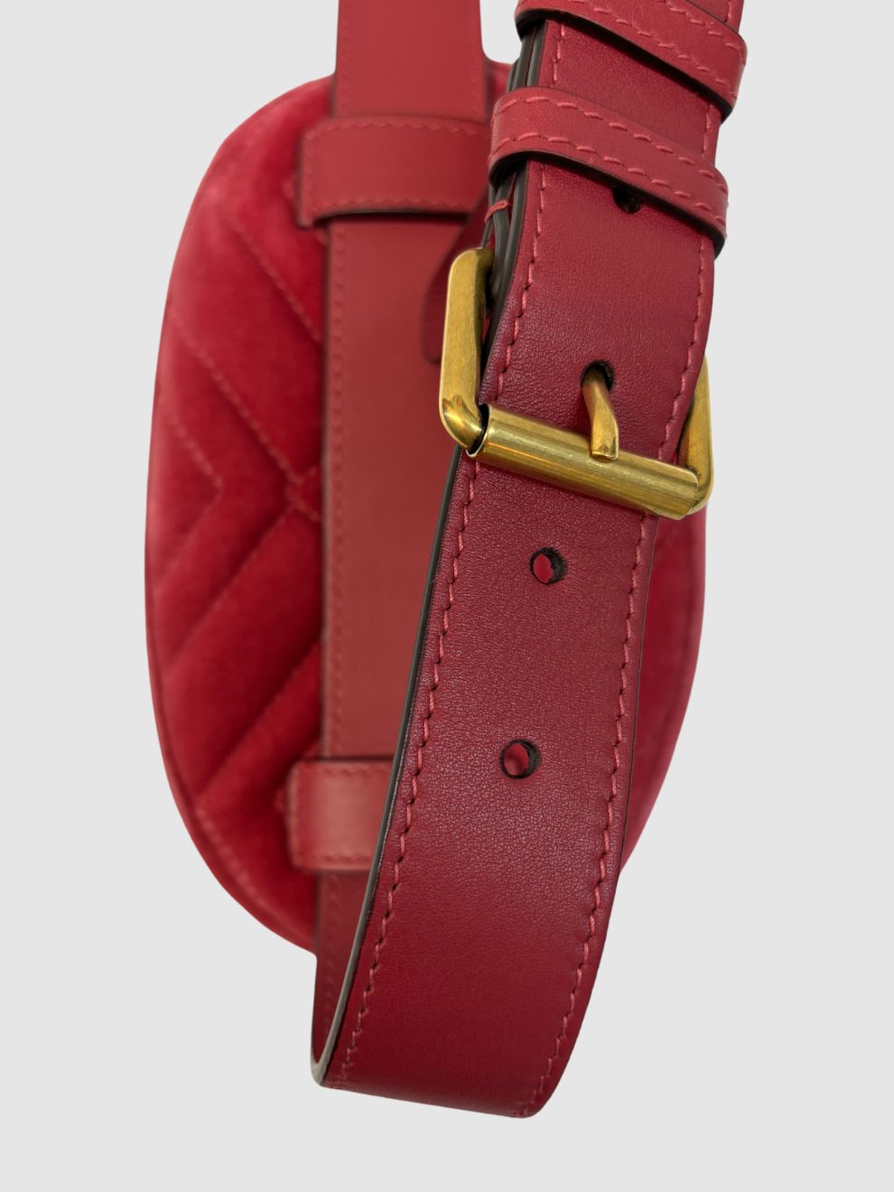 GG Marmont Gürteltasche aus Samt von Gucci
