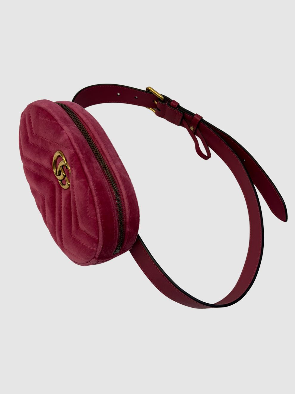 GG Marmont Gürteltasche aus Samt von Gucci