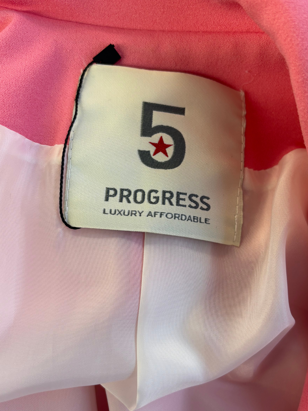 Rosafarbener Blazer von 5 Progress