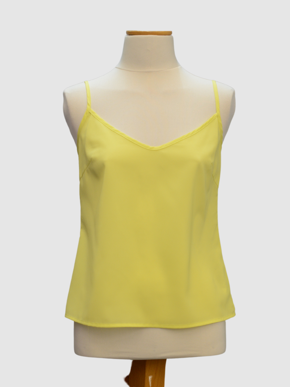 Gelbe pink-grün geprintete Bluse von Parosh