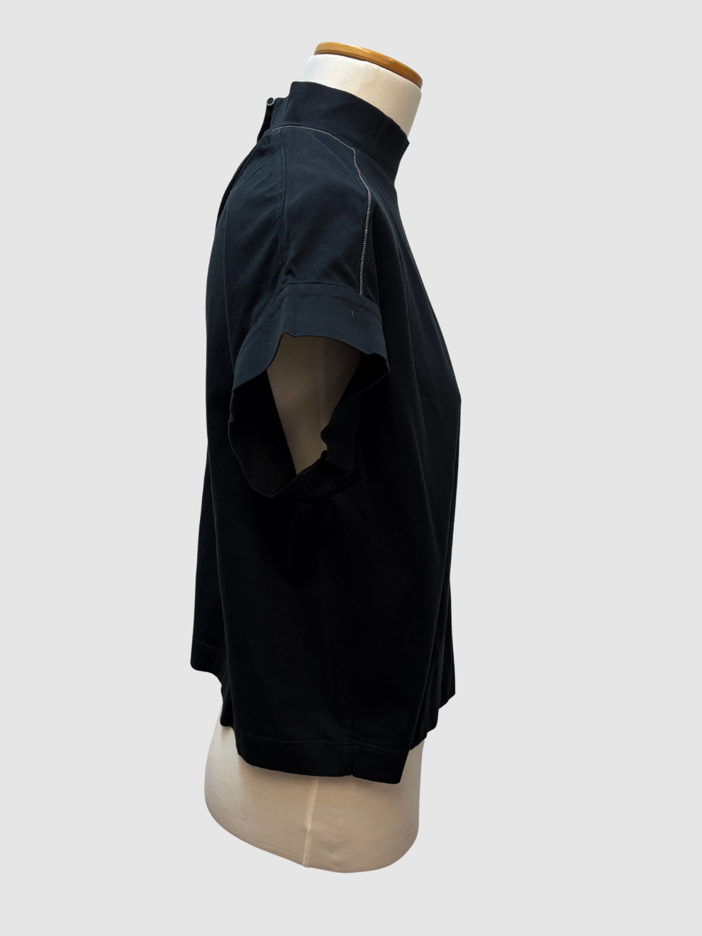 Schwarzes cropped T-Shirt von Brunello Cucinelli
