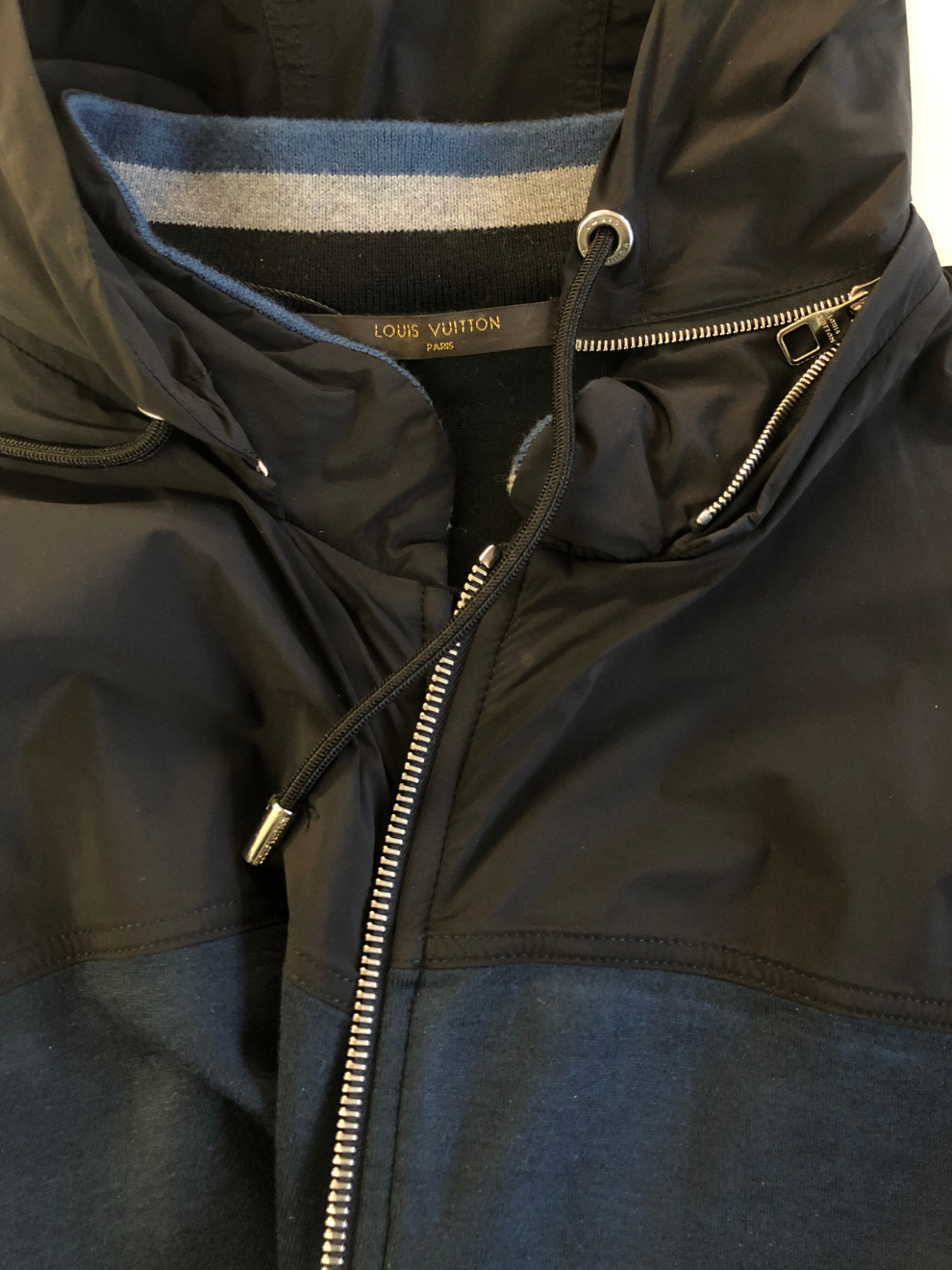 Blau-schwarzer Herren-Blouson von Louis Vuitton