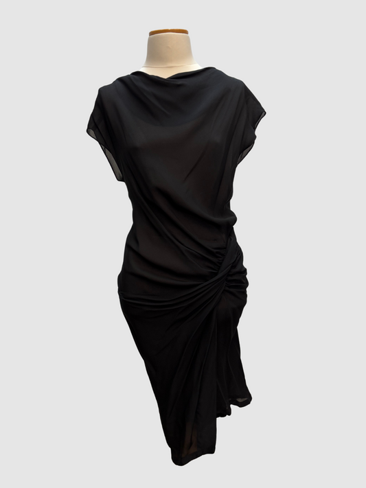 Schwarzes gerafftes Kleid von See by Chloé