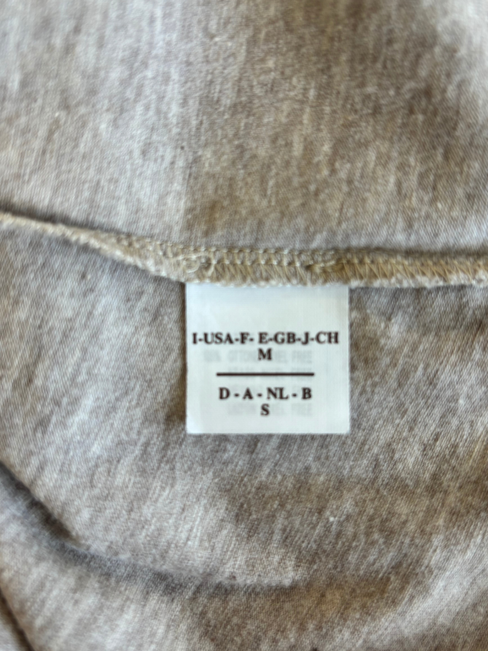 Greiges Tanktop mit Mini-Glitzer-Streifen von Brunello Cucinelli