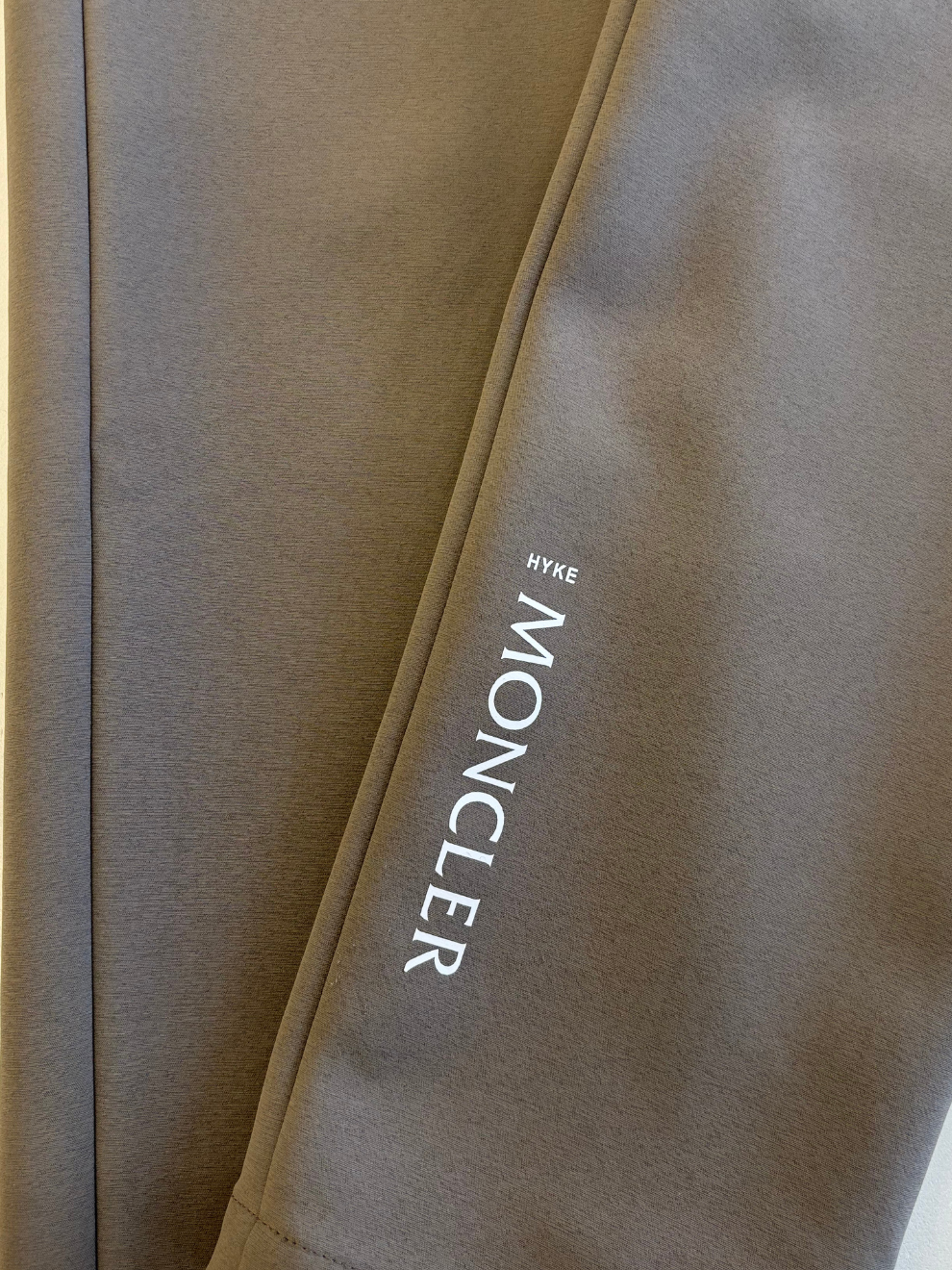 Grüne Hose von 4 Moncler Hyke