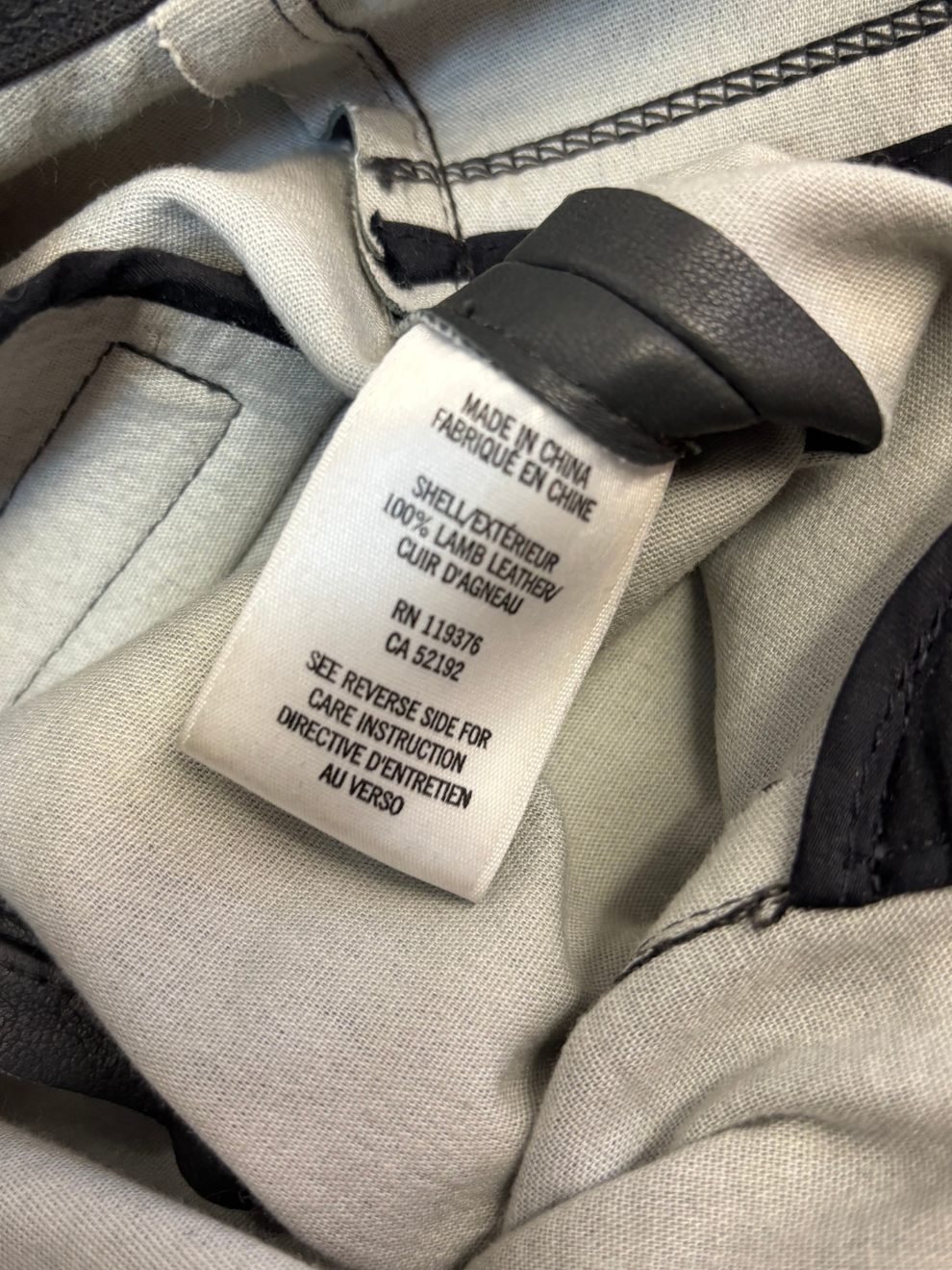 Anthrazitfarbene Leder-Leggings von Helmut Lang