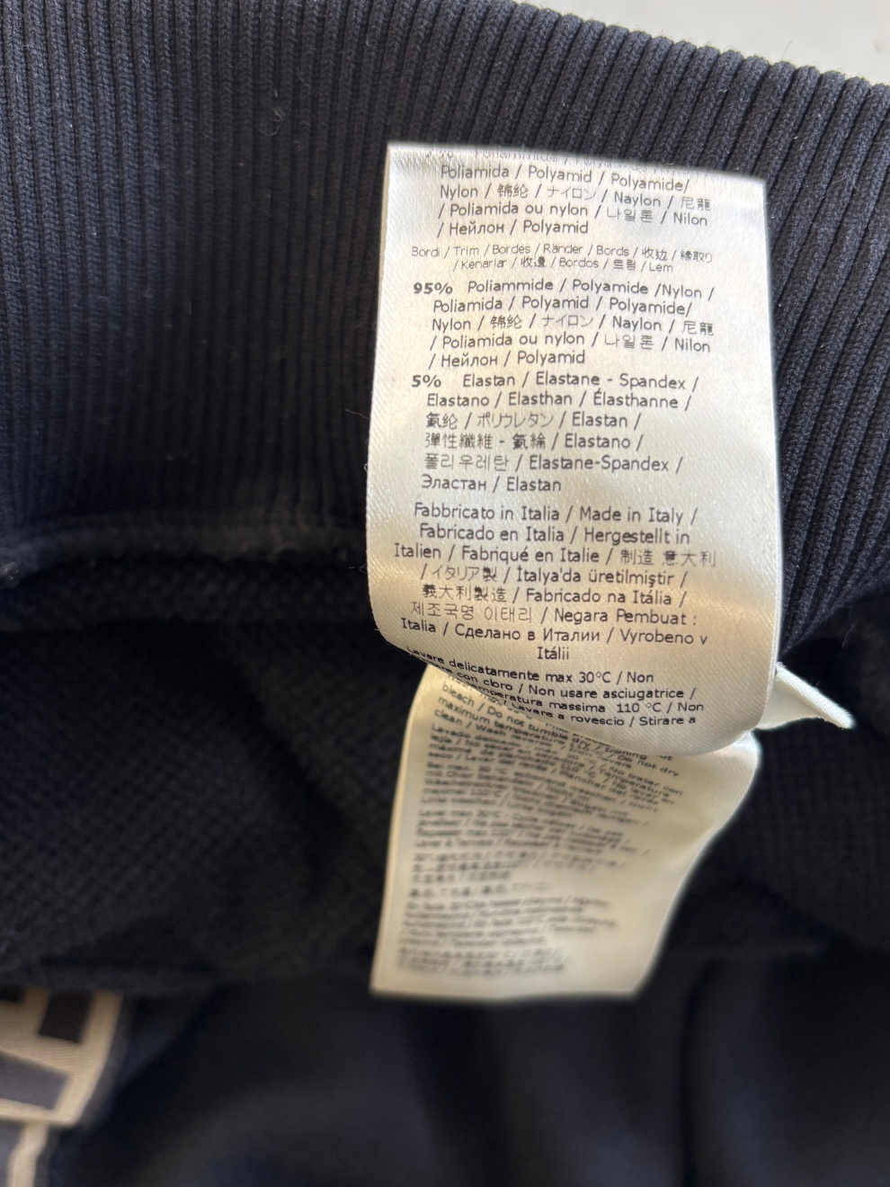 Schwarz-goldene Jogginghose von Fendi