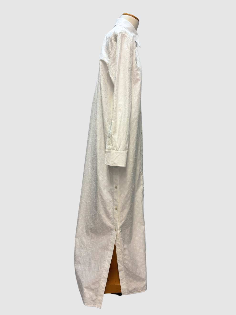 Weißes Hemdblusenkleid von Louis Vuitton