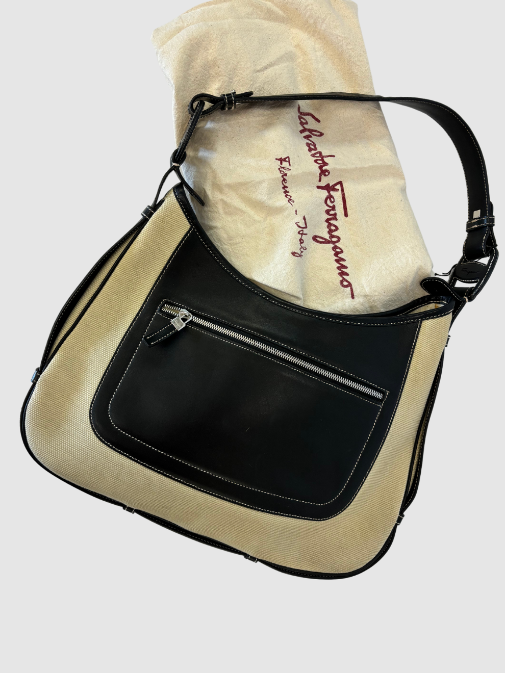 Beige-schwarze Shoulder-Bag von Salvatore Ferragamo