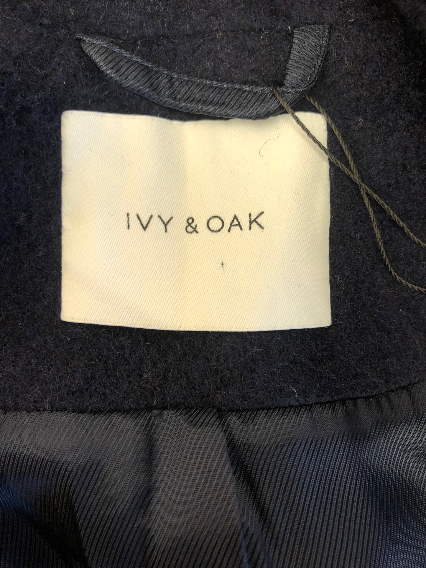 Dunkelblauer Mantel von Ivy & Oak