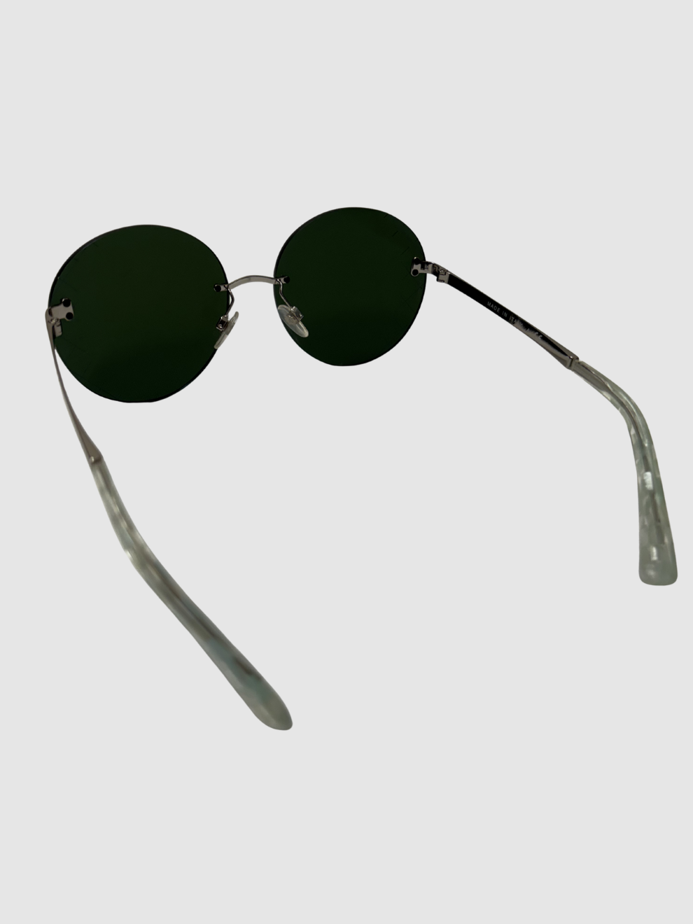 Runde lilafarbene Sonnenbrille von Chanel