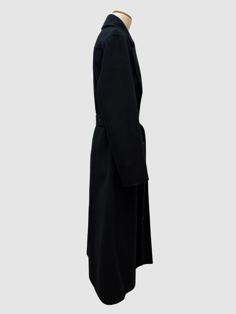 Schwarzer Kaschmir-Mantel von Iris von Arnim