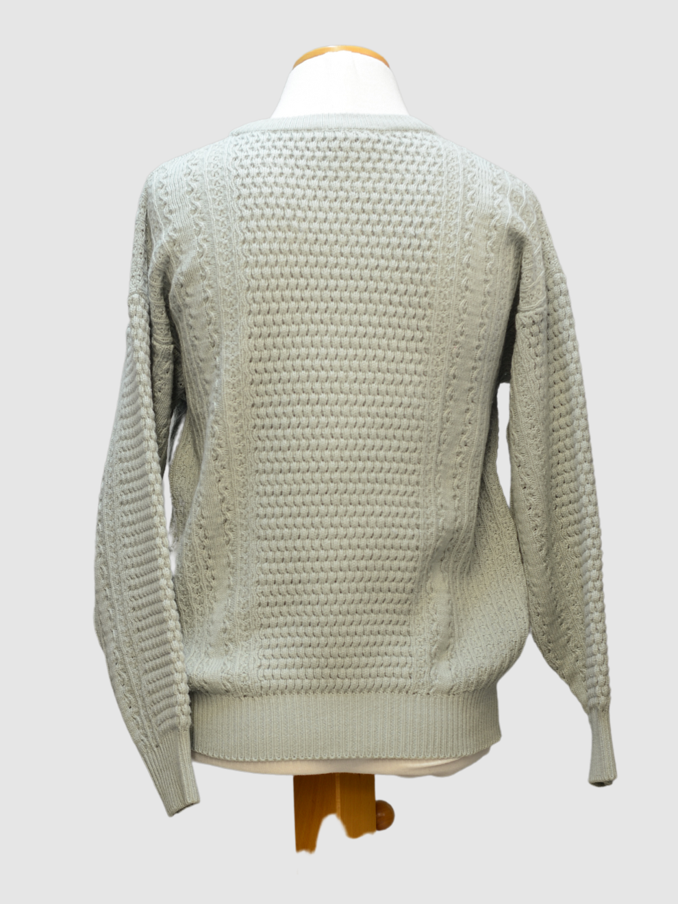 Grauer Strickpullover von Lacoste