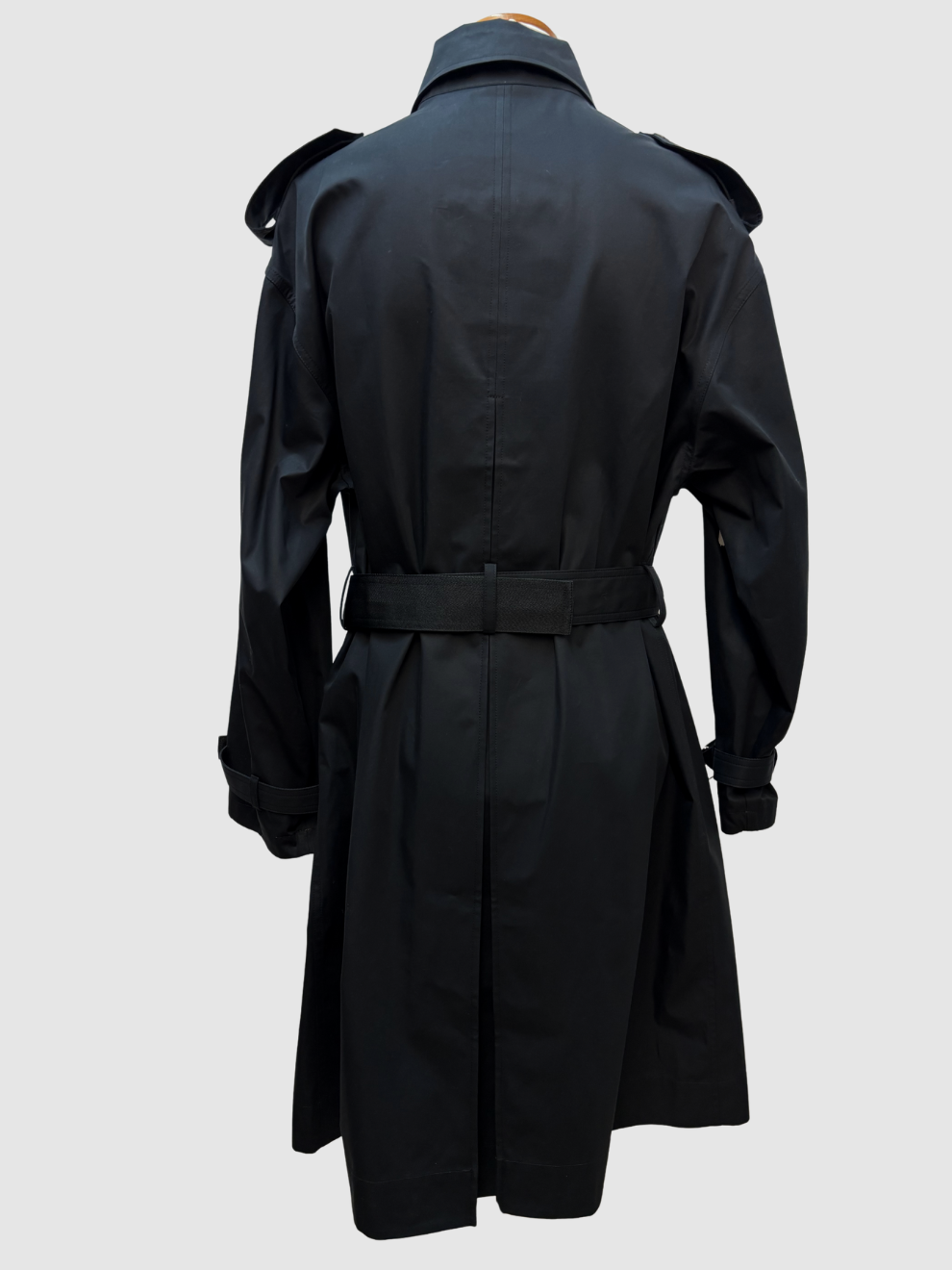 Schwarzer Trenchmantel von Christian Dior