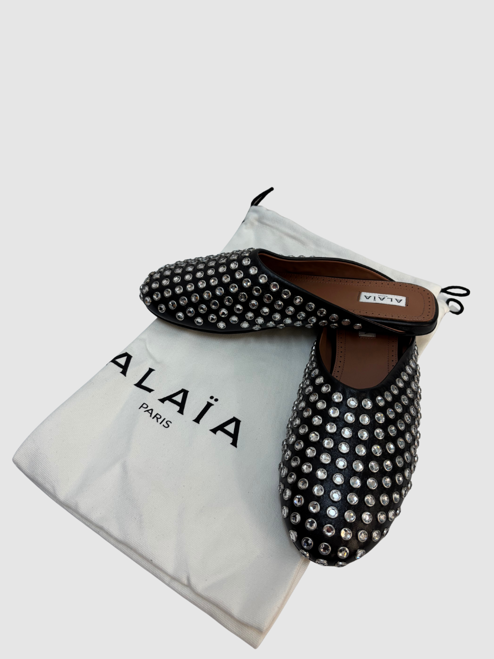Schwarze Mules mit Kristallen von Alaïa
