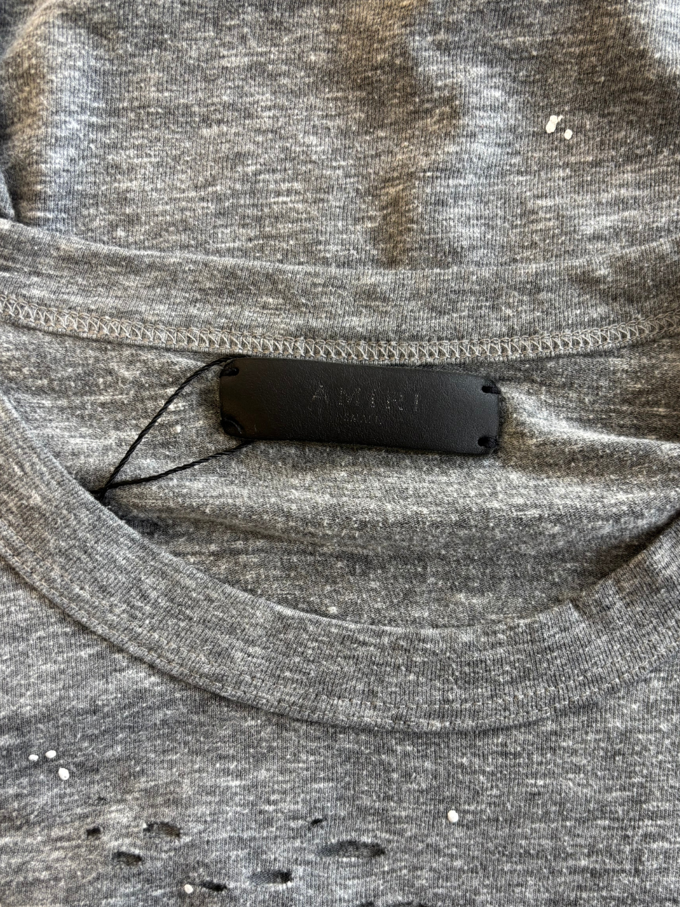 Graues destroyed T-Shirt von Amiri