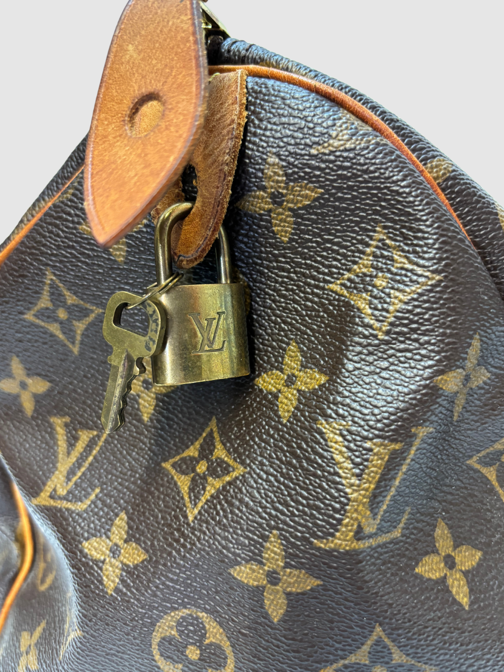 Braune Vintage Monogram Canvas Speedy 35 von Louis Vuitton