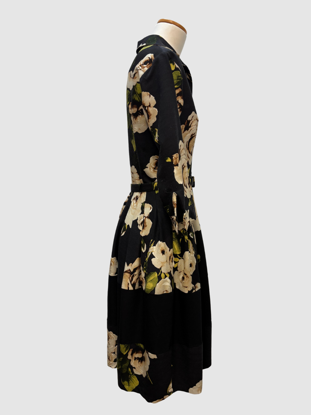 Schwarzes Blusenkleid von Samantha Sung