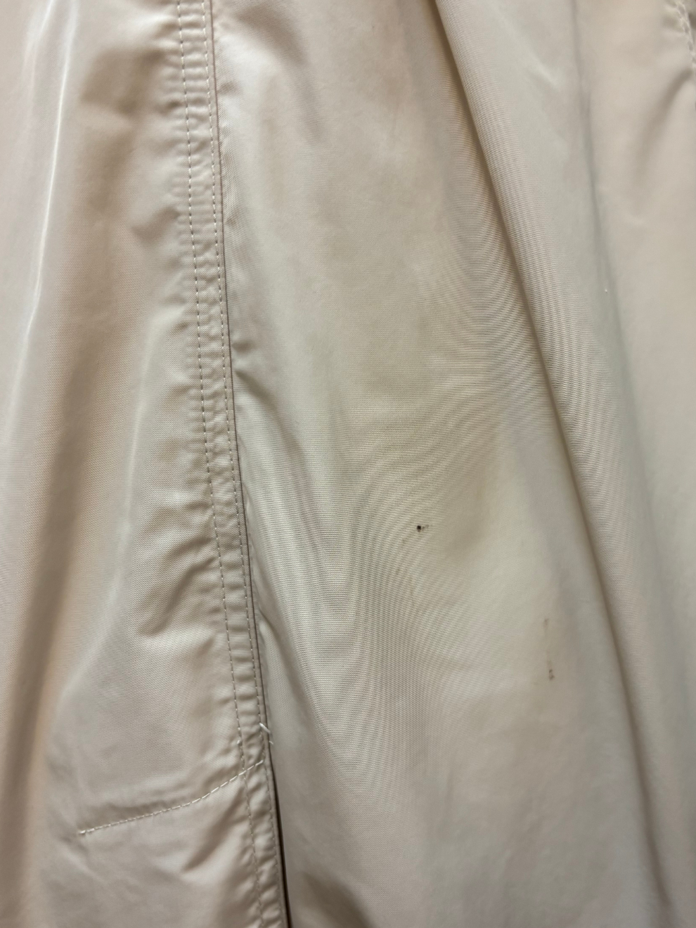 Hellbeiger Trenchcoat von Burberry