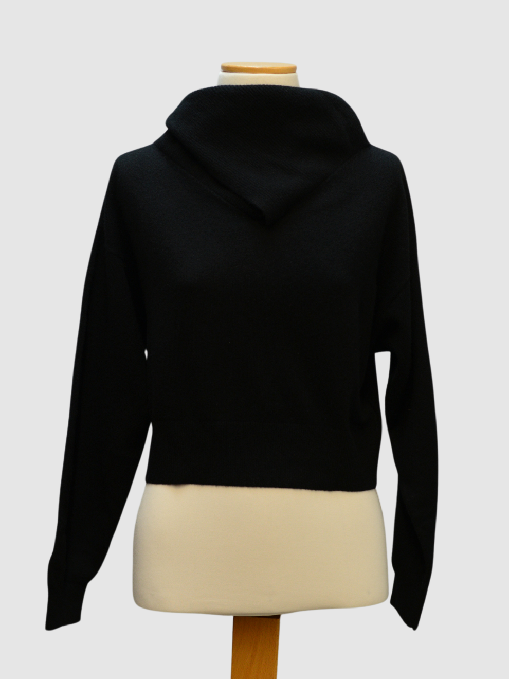 Schwarzer cropped Wollpullover von Celine