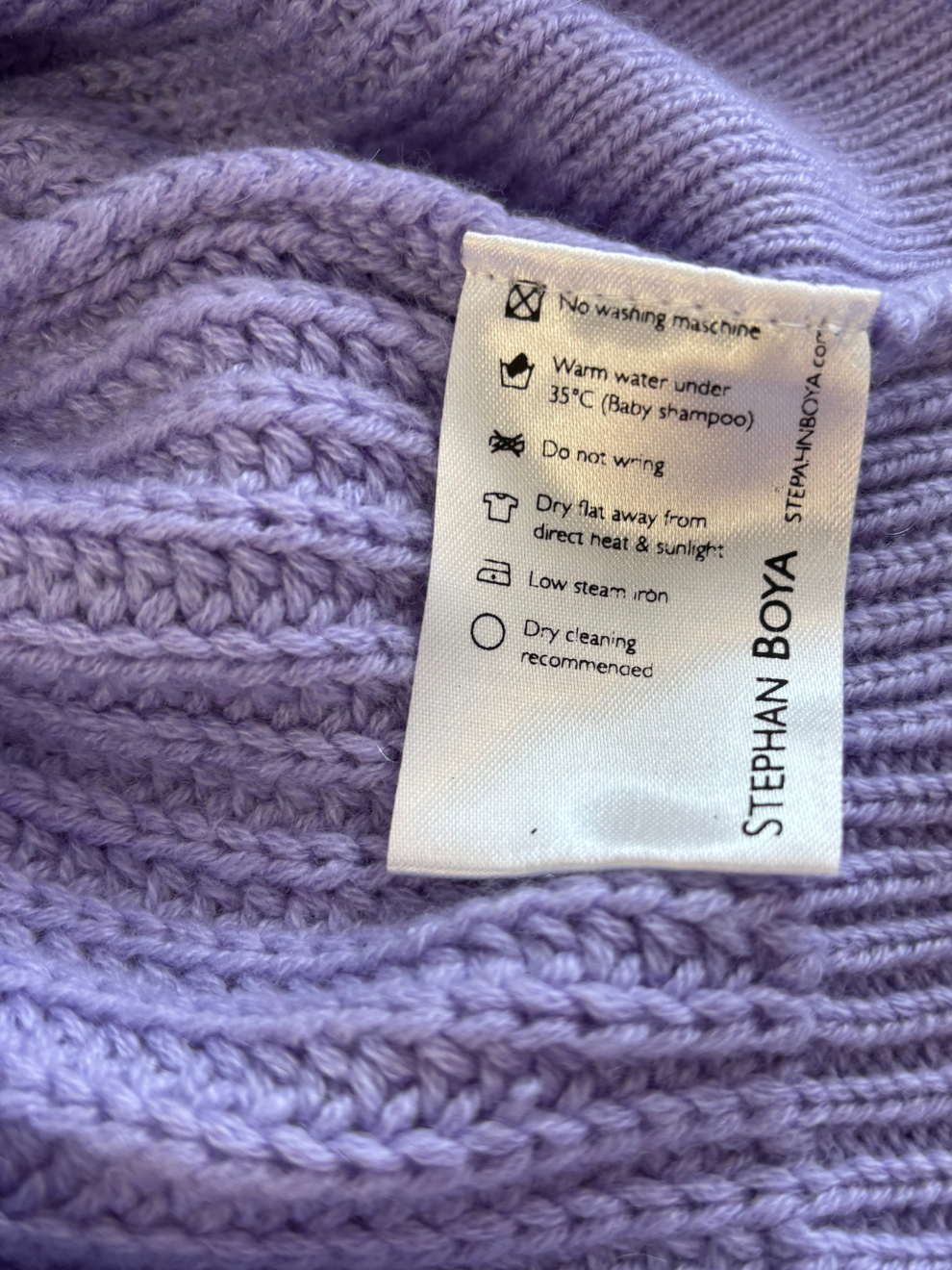 Lila Kaschmir-Pullover von Stephan Boya