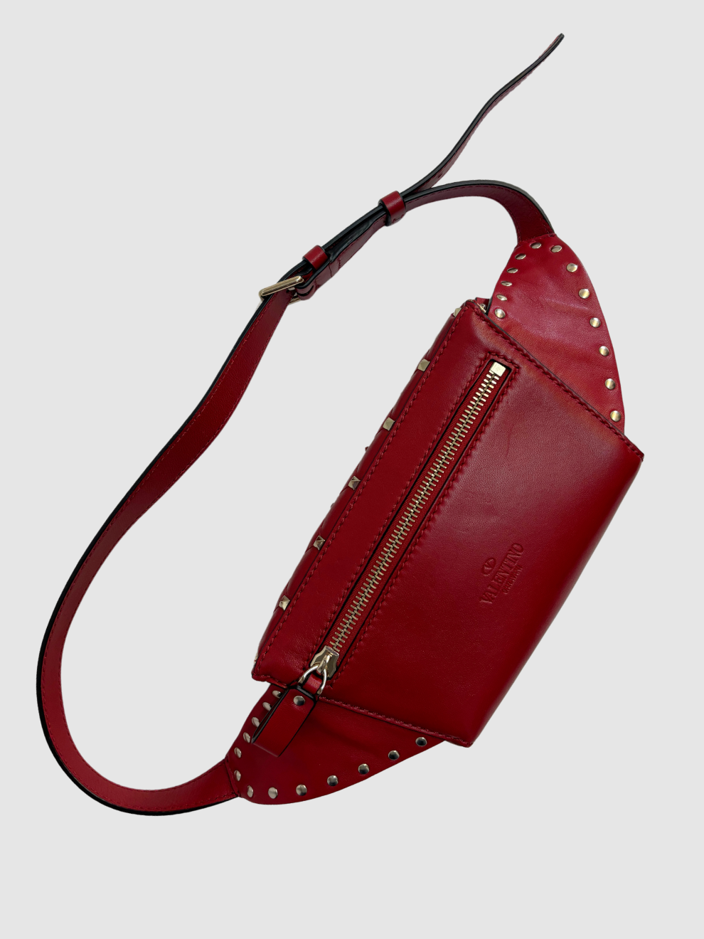 Rote Rockstud Spike Beltbag von Valentino