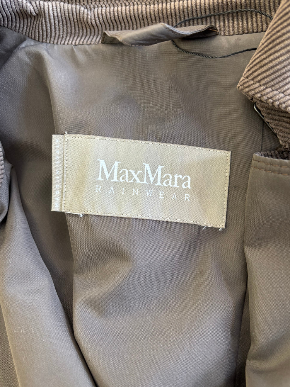 Brauner Kordmantel von Max Mara Rainwear