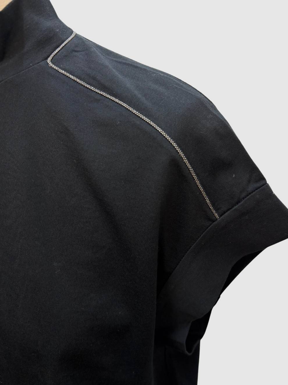 Schwarzes cropped Top von Brunello Cucinelli