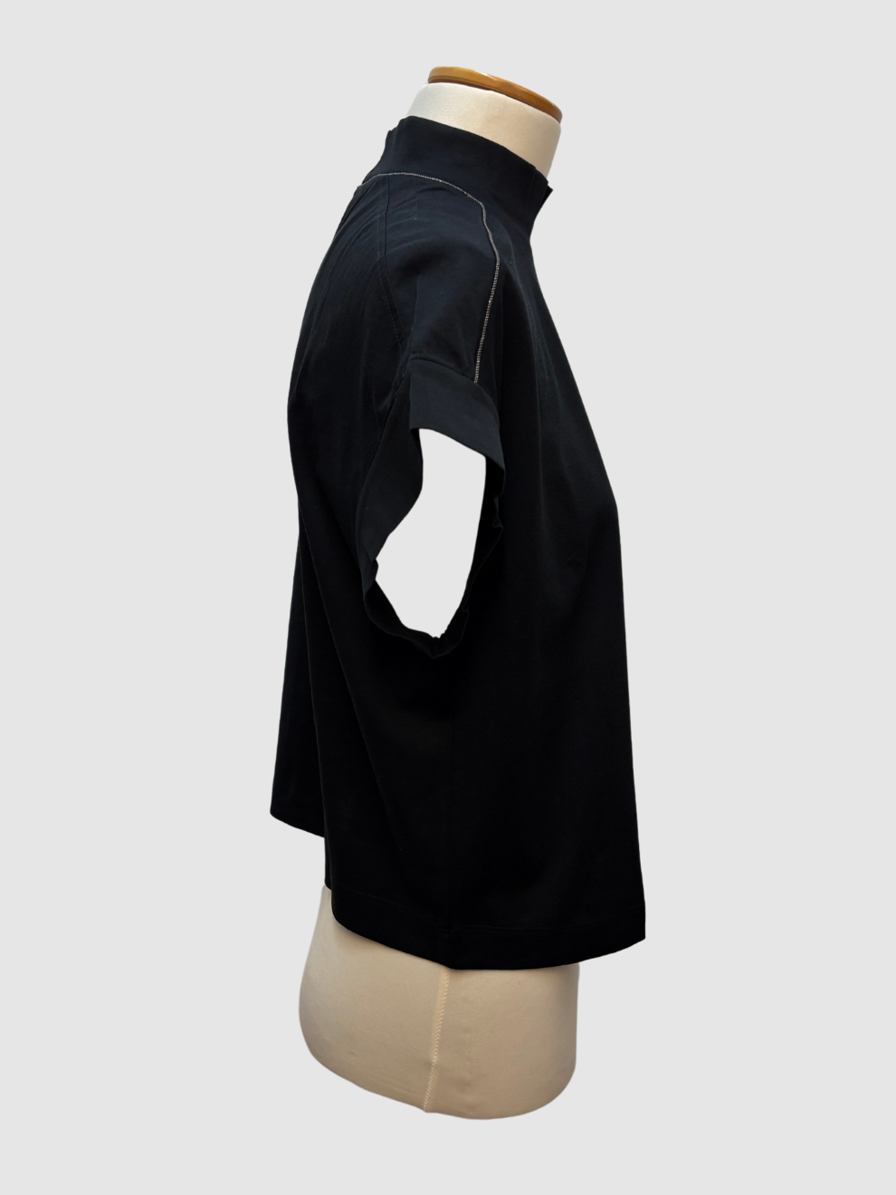 Schwarzes cropped Top von Brunello Cucinelli