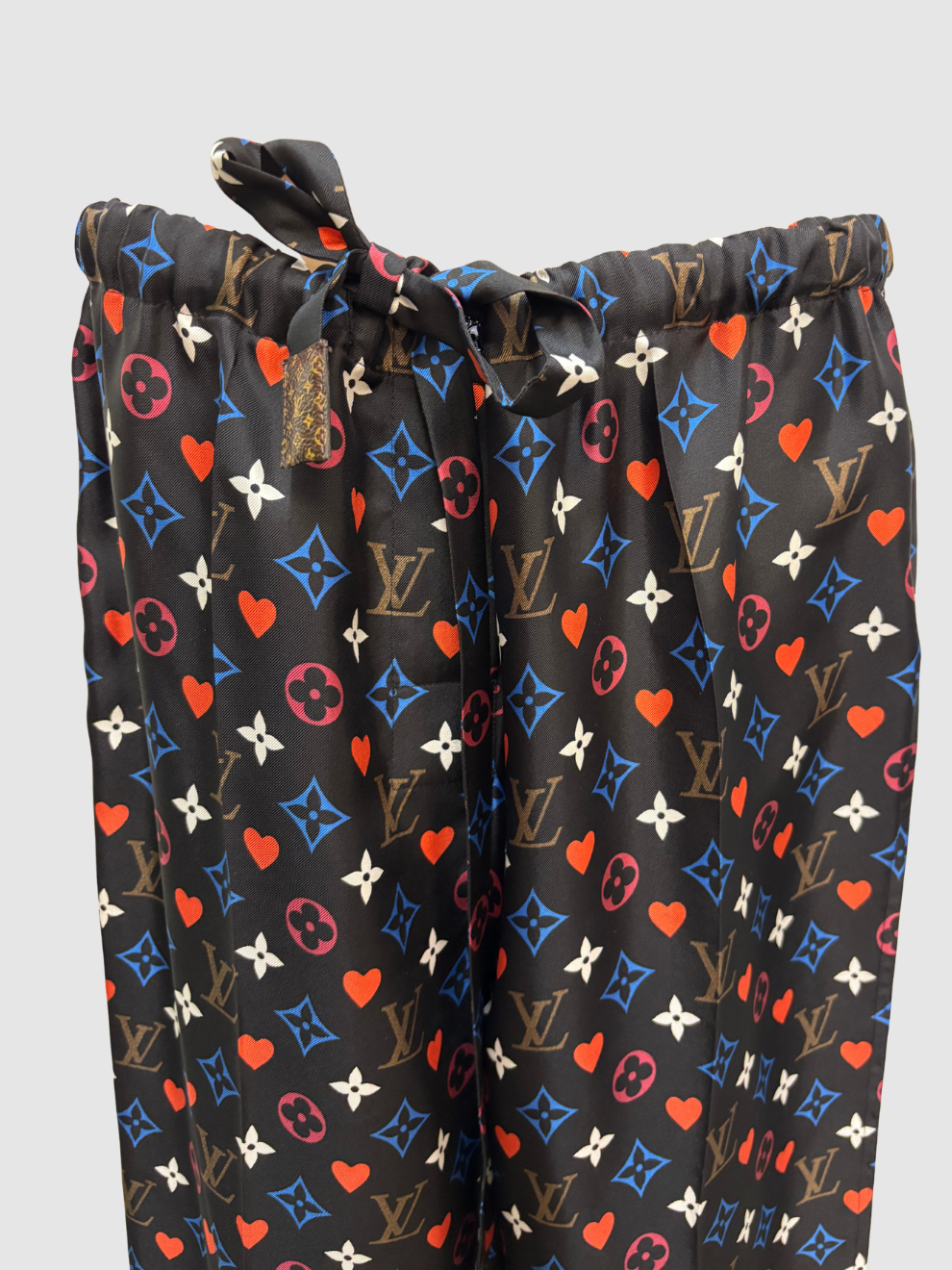 Schwarze Seiden-Hose Game On von Louis Vuitton