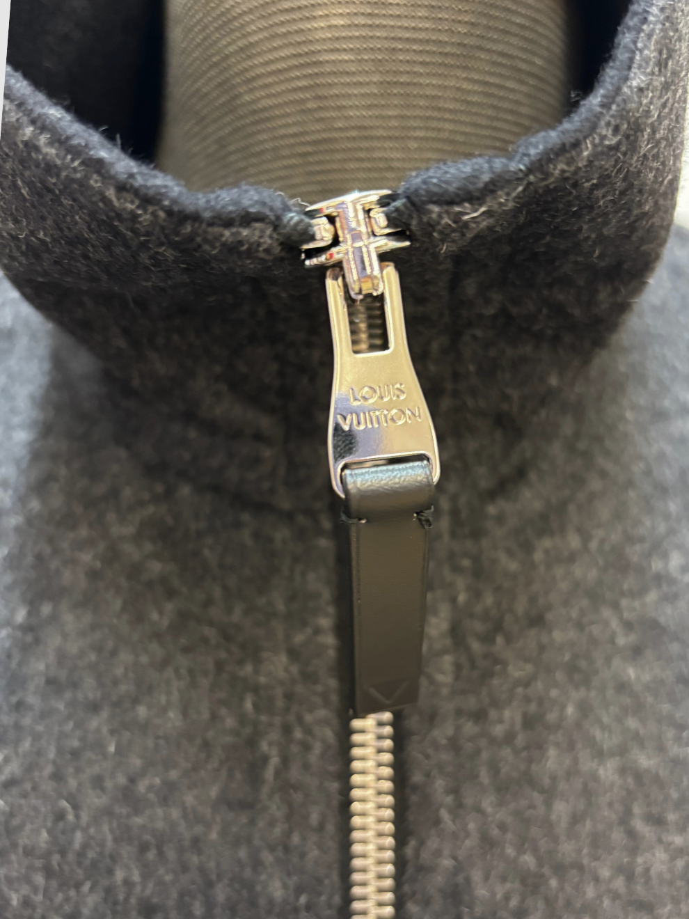 Grauer Herren Wollblouson von Louis Vuitton