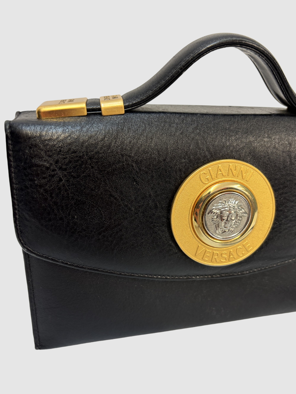 Schwarze Vintage Schultertasche von Gianni Versace
