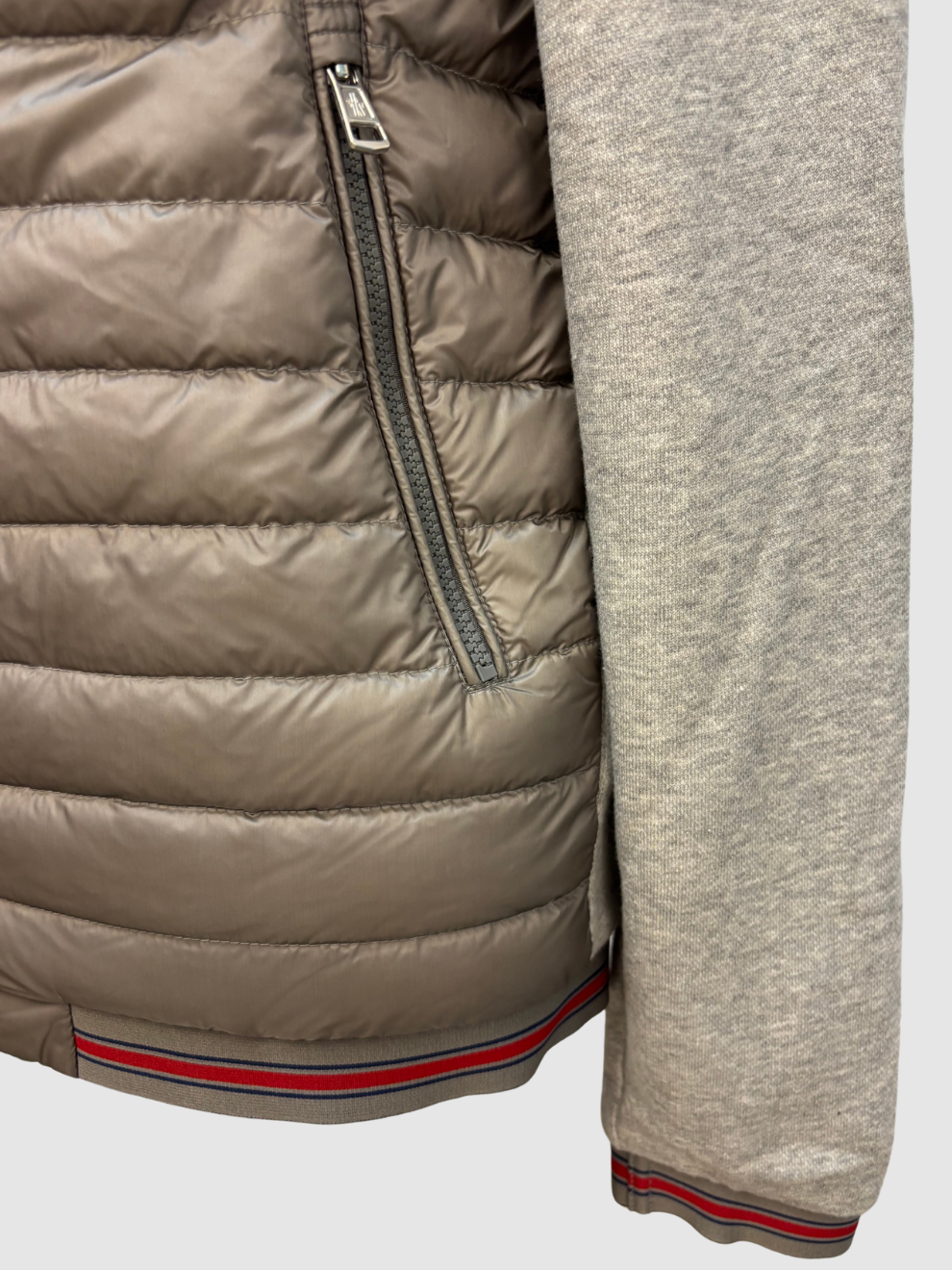 Grauer teilwattierter Blouson von Moncler