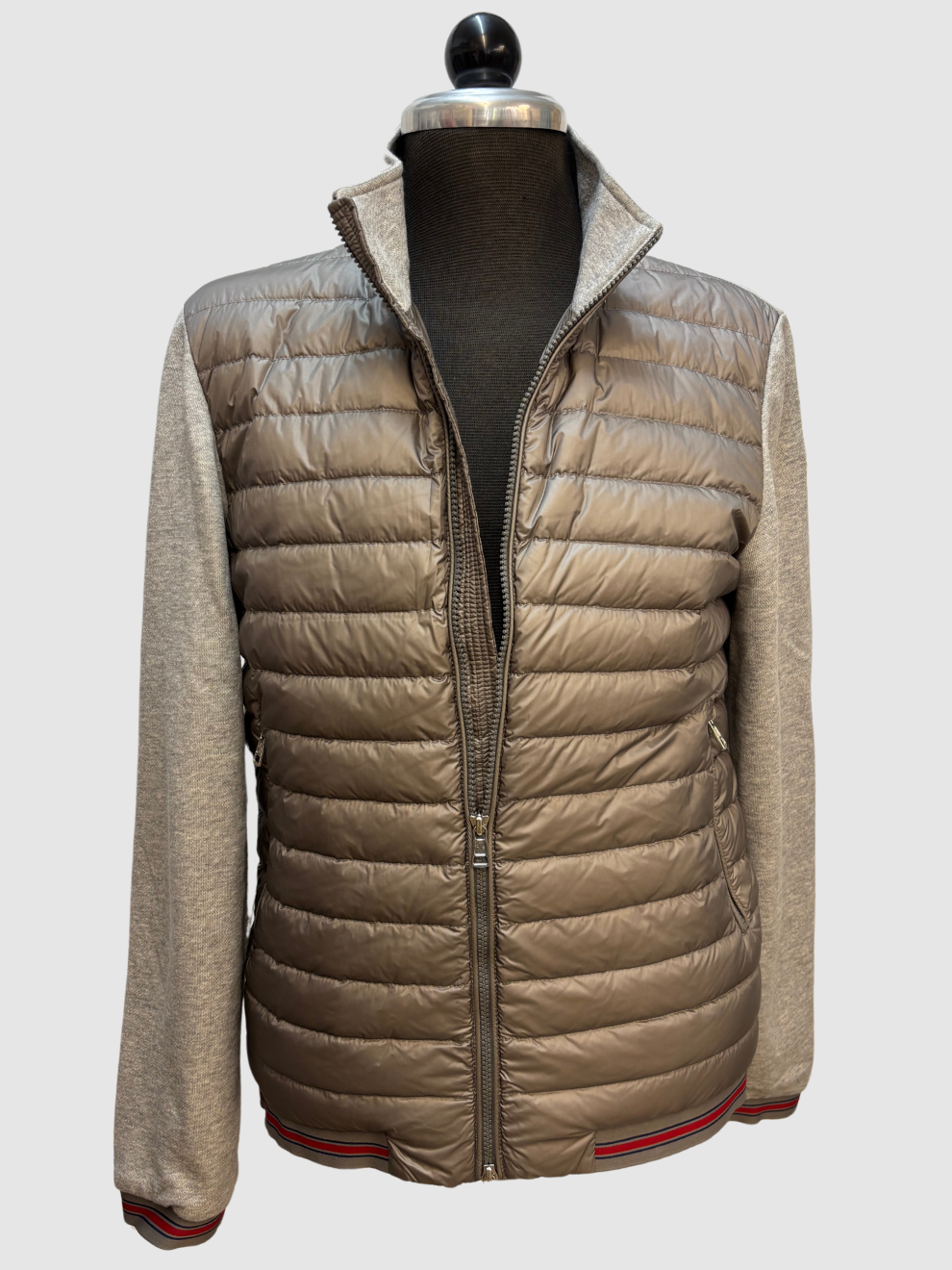 Grauer teilwattierter Blouson von Moncler