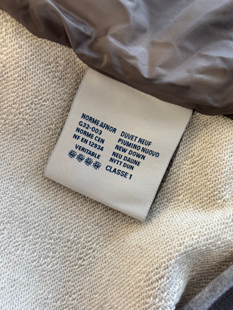 Grauer teilwattierter Blouson von Moncler