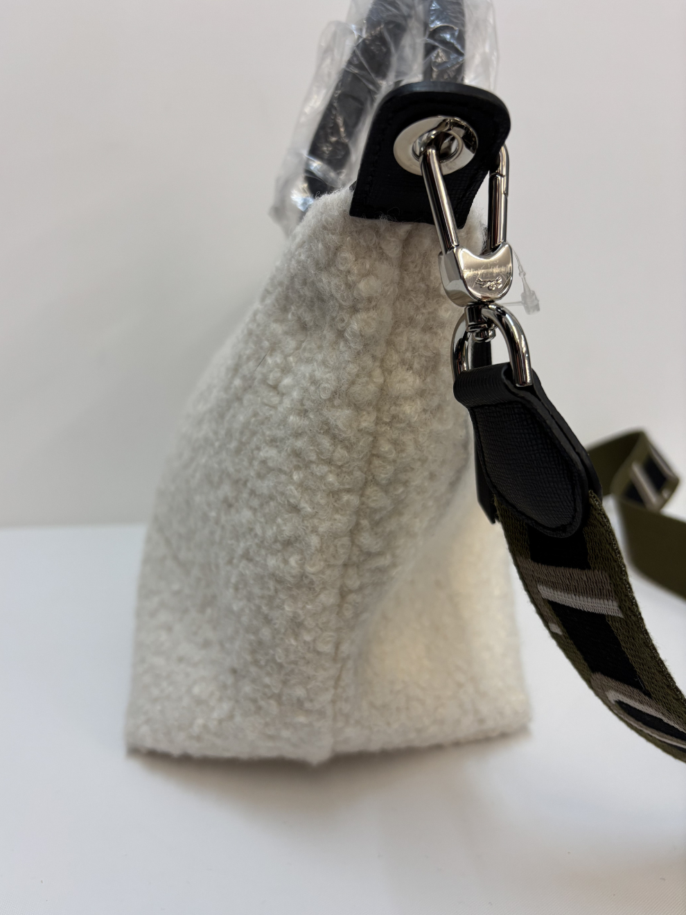 Weiße Le Pliage Teddy von Longchamp