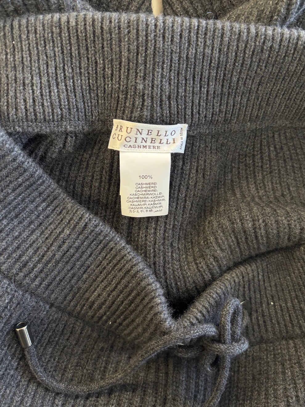 Graue Kaschmir-Hose von Brunello Cucinelli