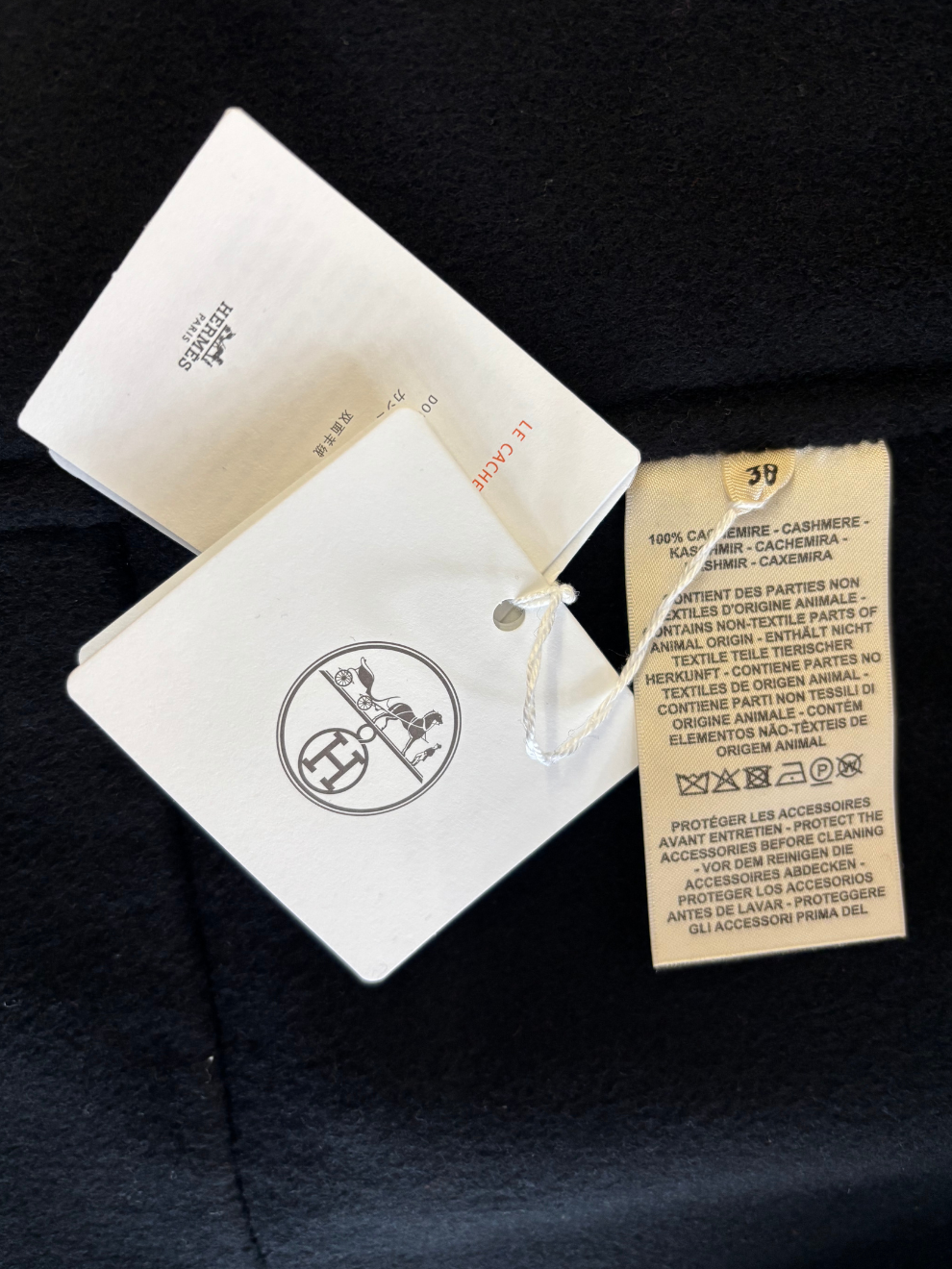 Dunkelblauer Kaschmir-Mantel von Hermès