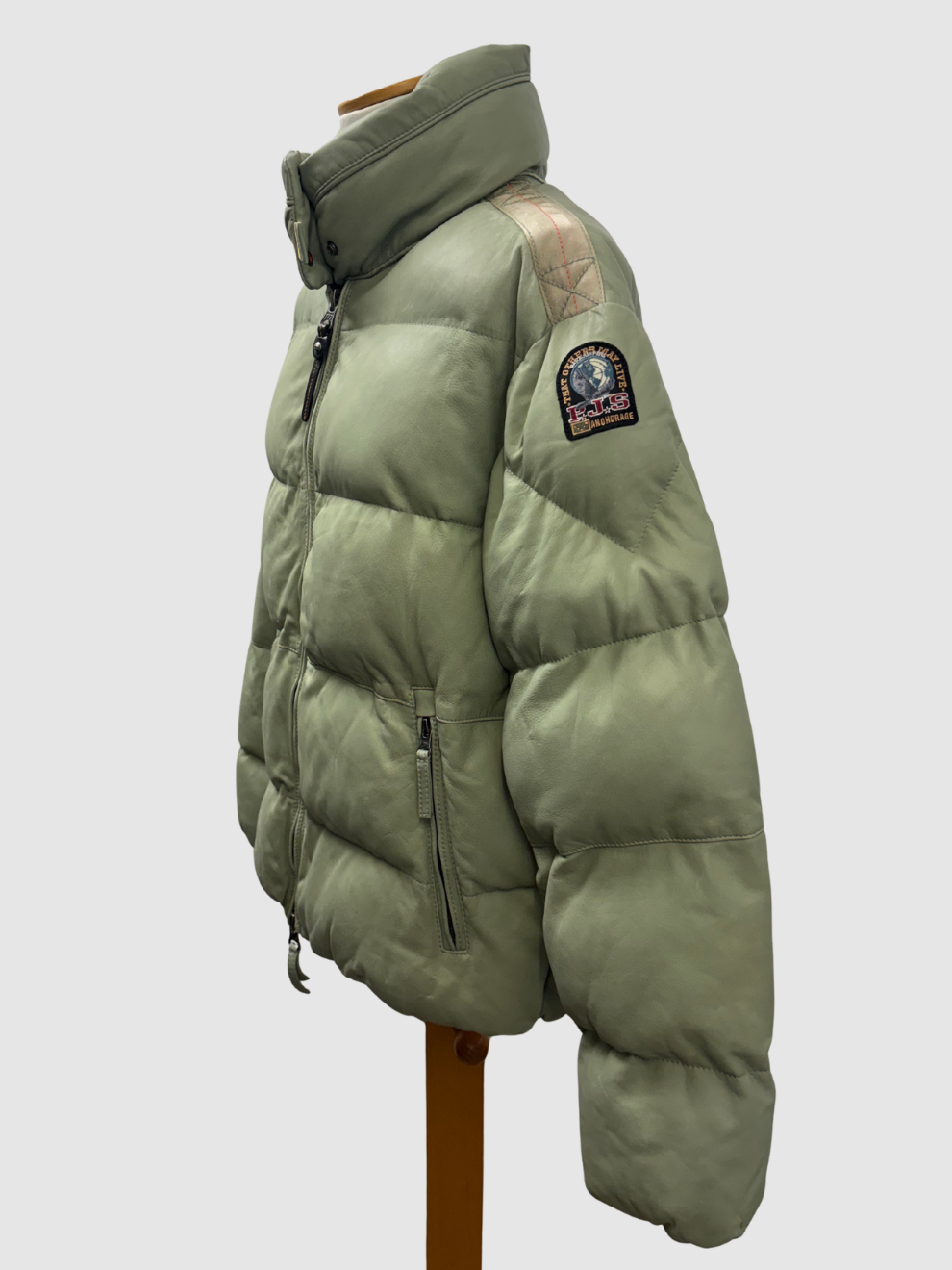 Mintgrüner Lederblouson von Parajumpers