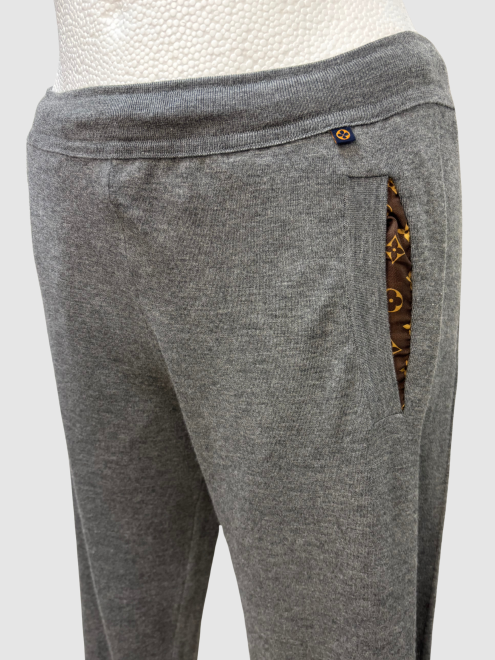 Graue Kaschmir-Hose von Louis Vuitton