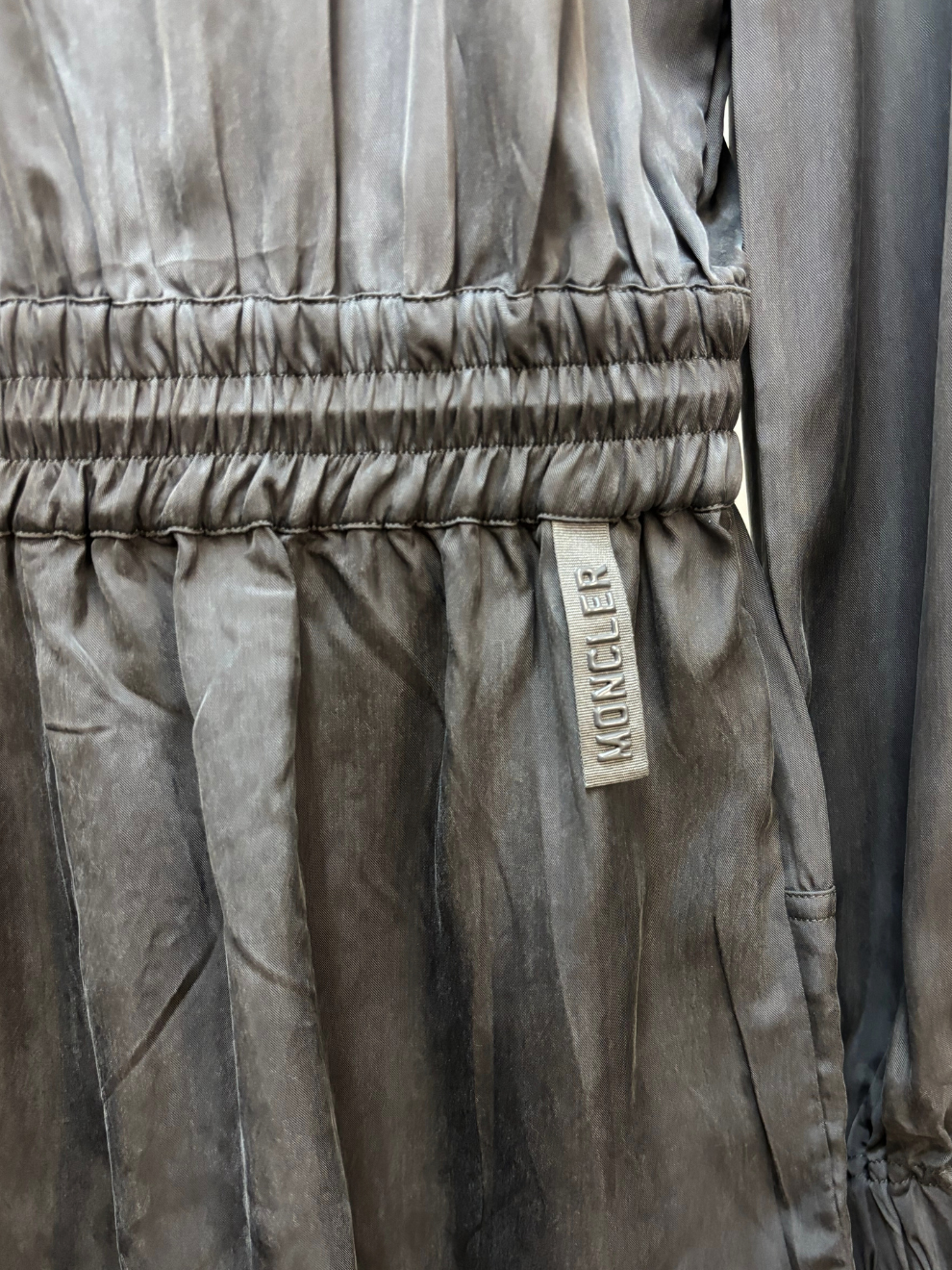 Dunkelgrauer Jumpsuit von Moncler