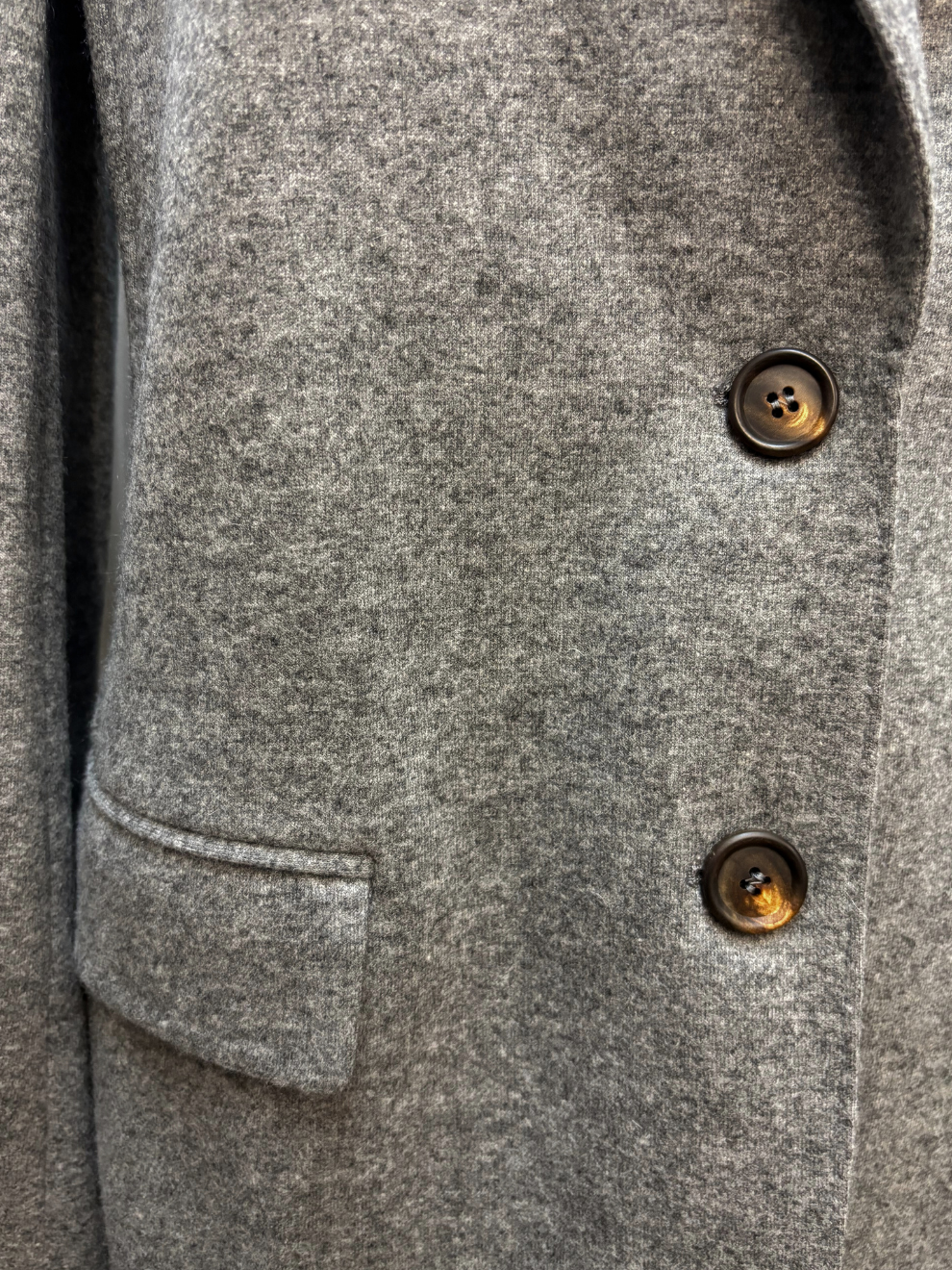 Grauer Kaschmir-Blazer von Brunello Cucinelli