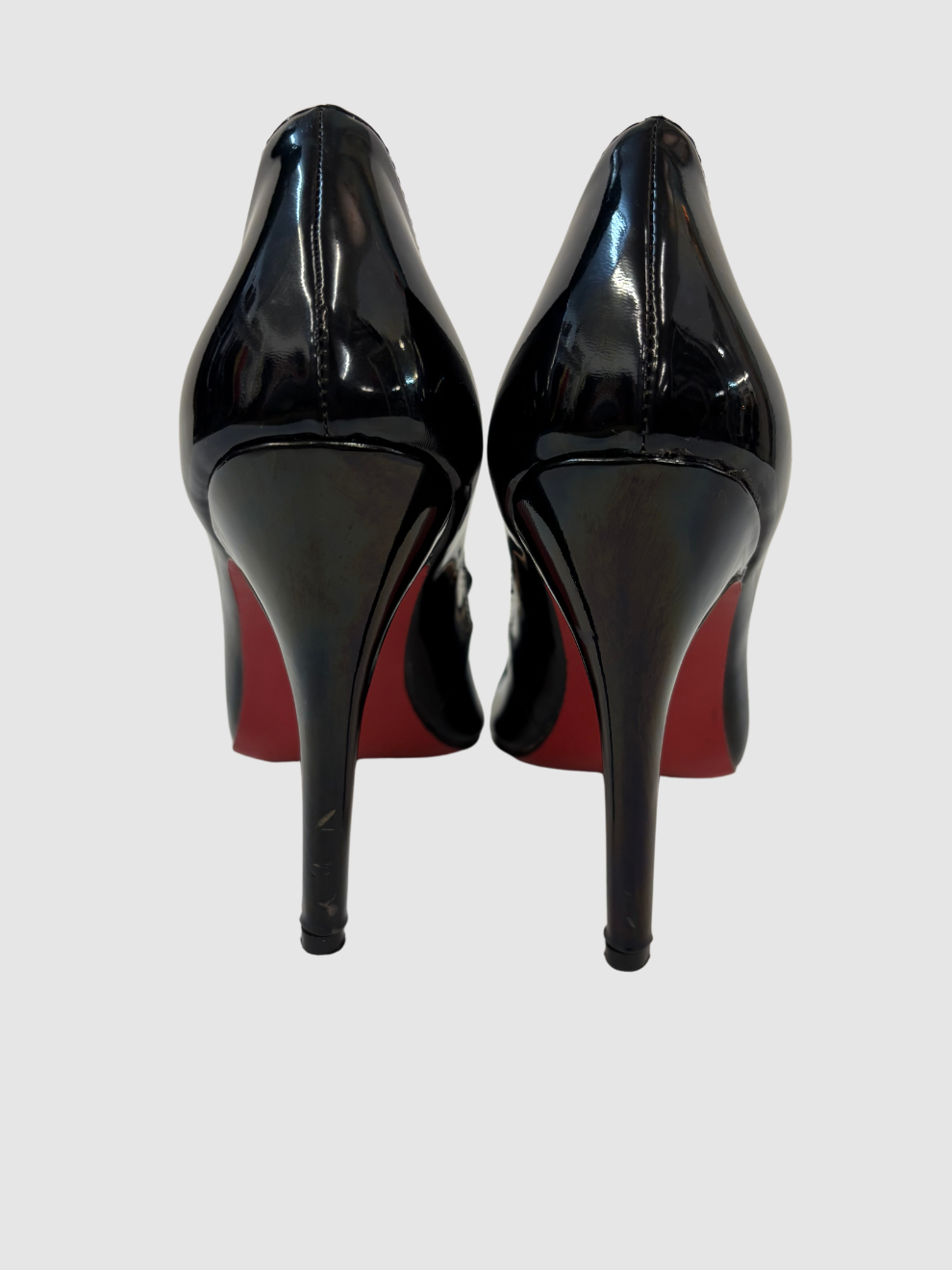 Schwarze Lackleder-Pumps von Christian Louboutin