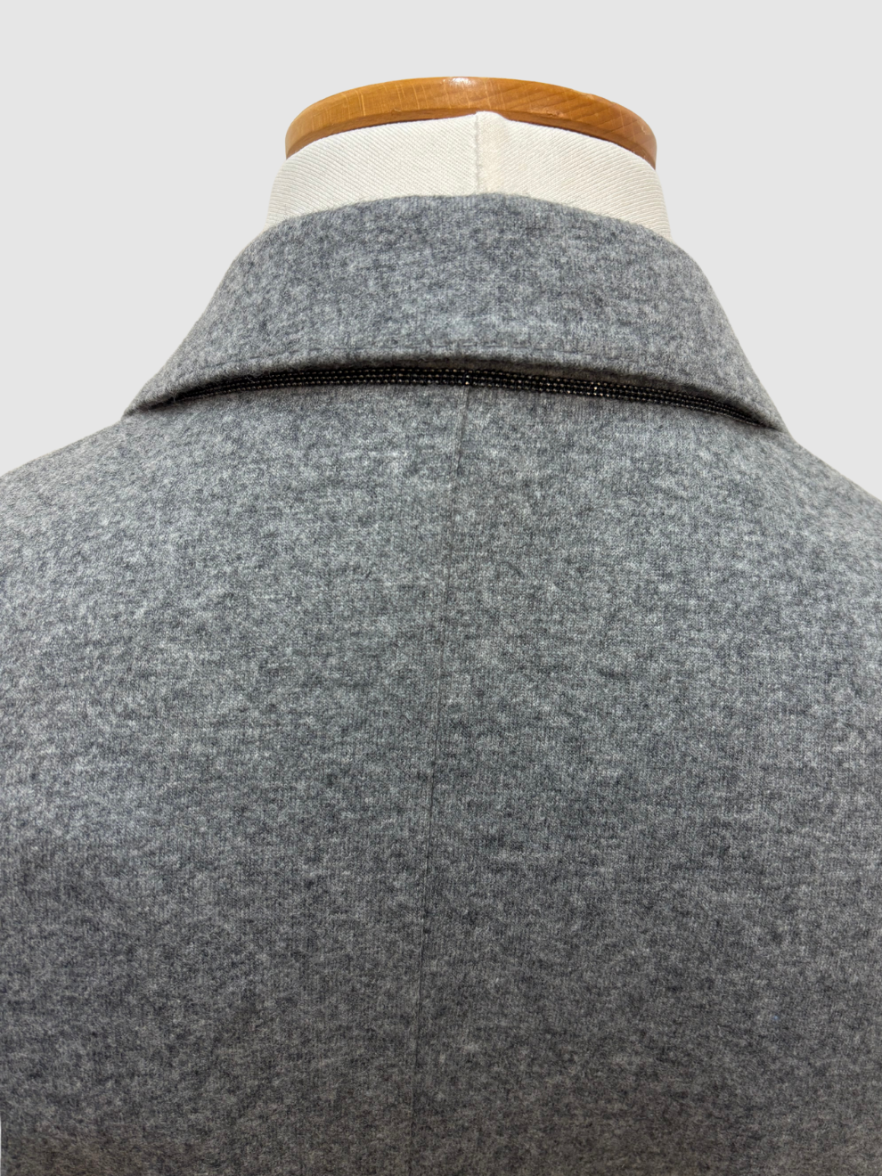 Grauer Kaschmir-Blazer von Brunello Cucinelli