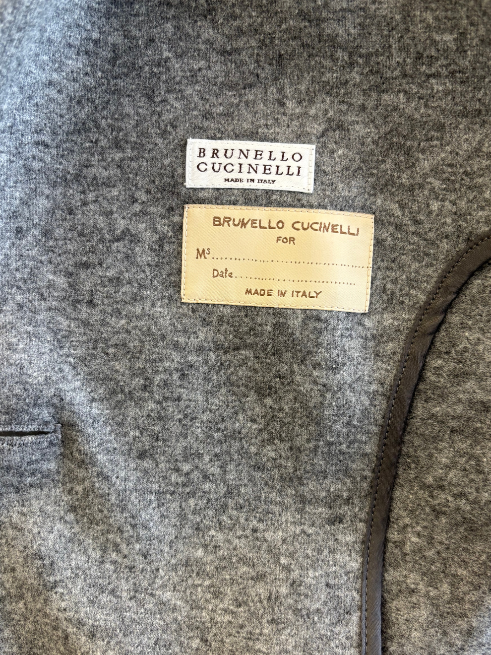 Grauer Kaschmir-Blazer von Brunello Cucinelli