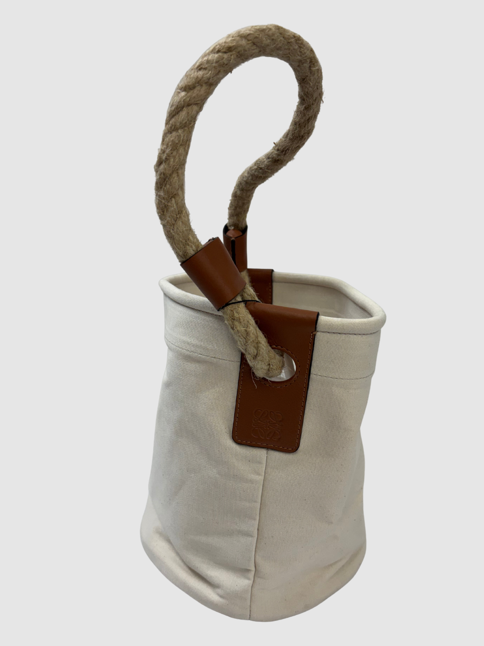 Bucket Bag mit Seilgriff von Loewe