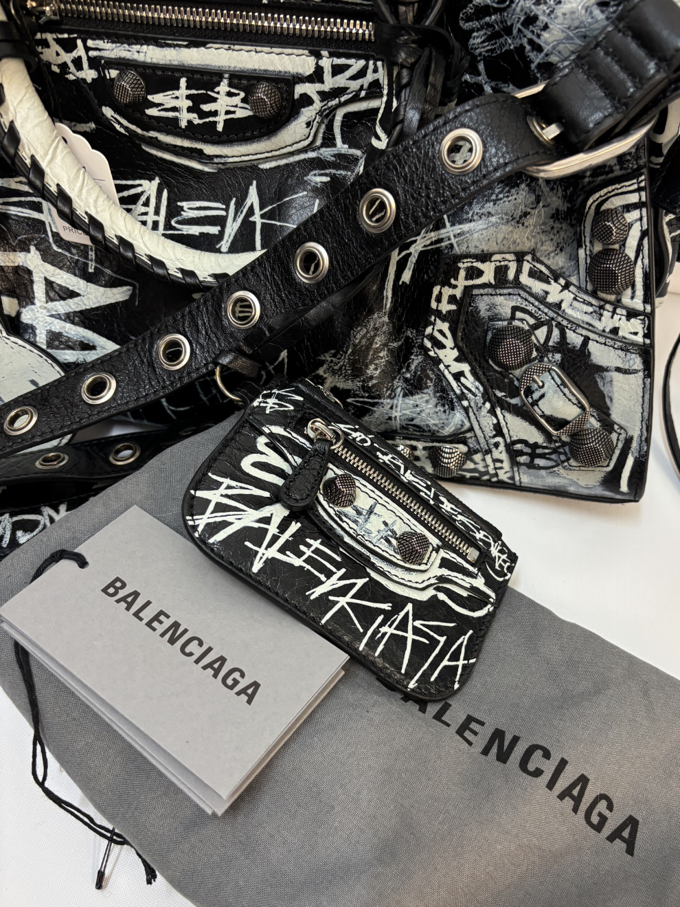 Schwarze Balenciaga Neo Cagole City Graffiti