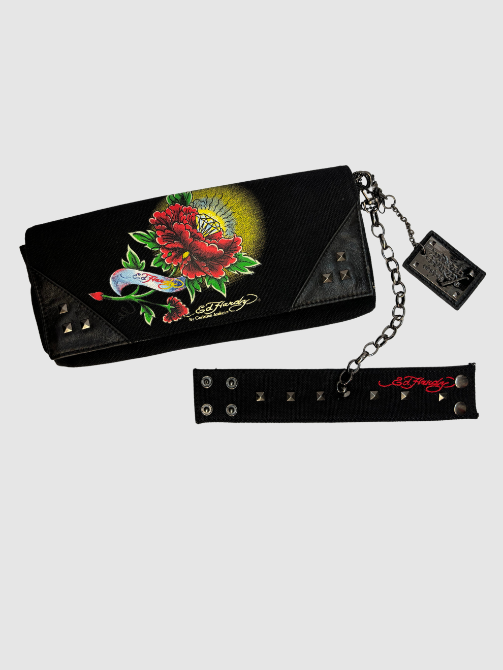 Schwarze Canvas-Clutch mit Rosen und Nieten von Ed Hardy