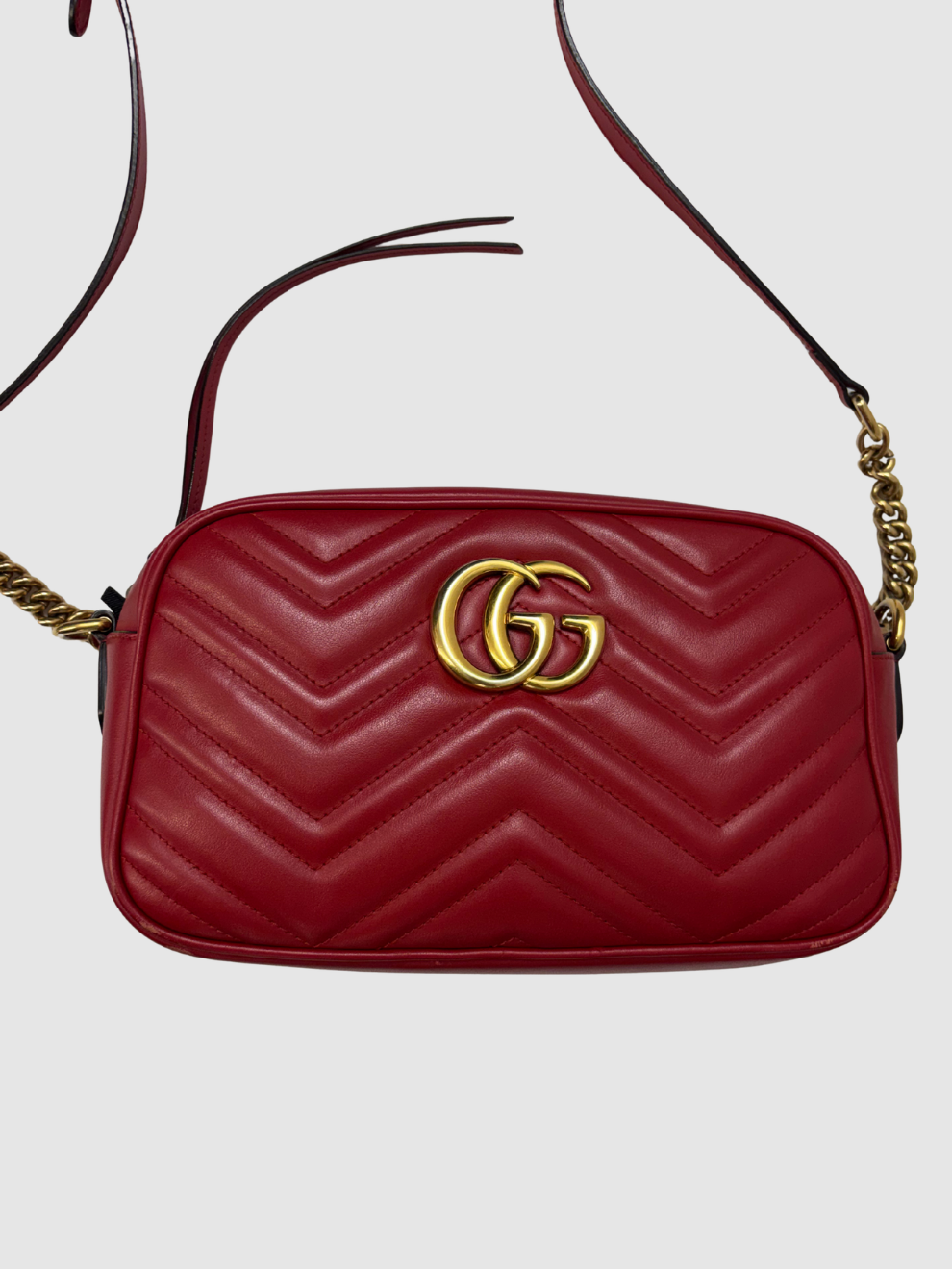 Rote GG Marmont Matelasse von Gucci