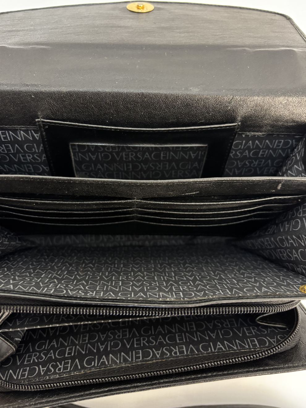 Schwarze Vintage Schultertasche von Gianni Versace